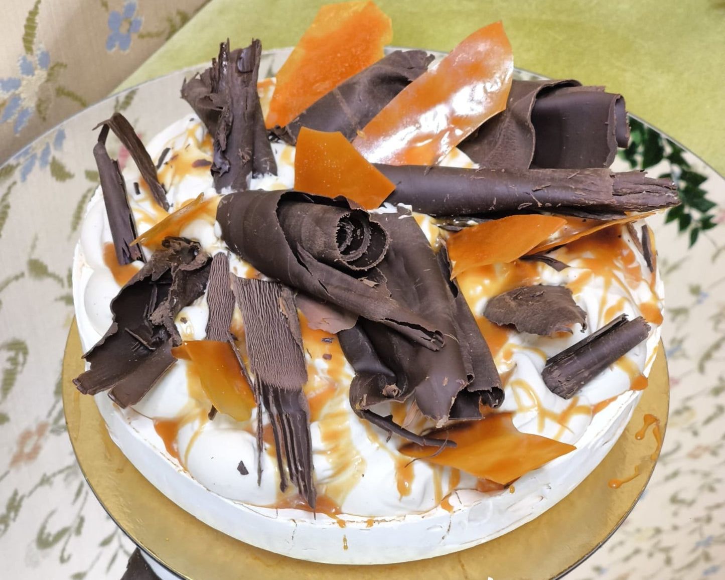 Mocha Pavlova